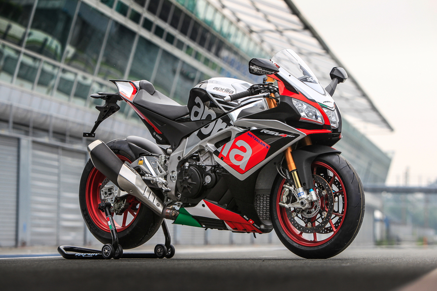 comparativa-statiche-aprilia-rsv4-rf-01.jpg