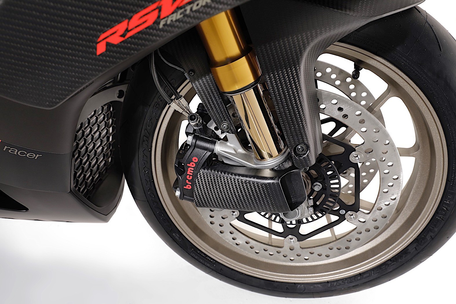 2019-aprilia-rsv4-1100-factory-is-the-most-powerful-rsv4-ever_1.jpg